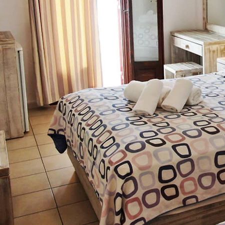 Artemis Hotel Agios Stefanos  Eksteriør billede